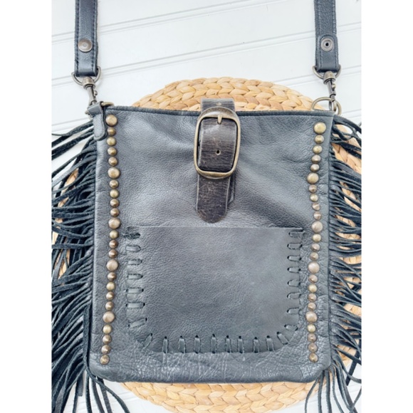 Mcfadin Vintage Handmade Leather Fringe Black Crossbody Bag - Picture 2 of 9